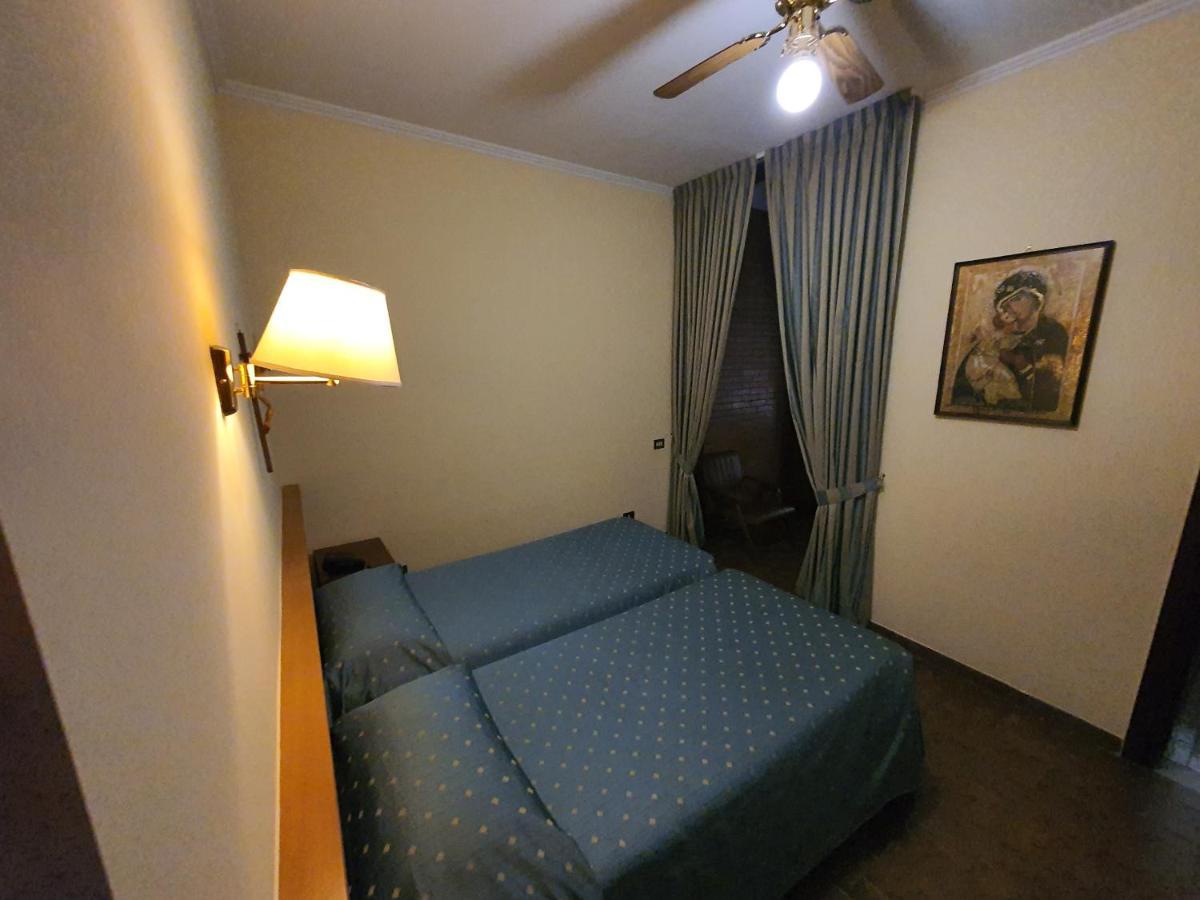 Suore Concezioniste Missionarie - Carmen Sallés Bed and breakfast