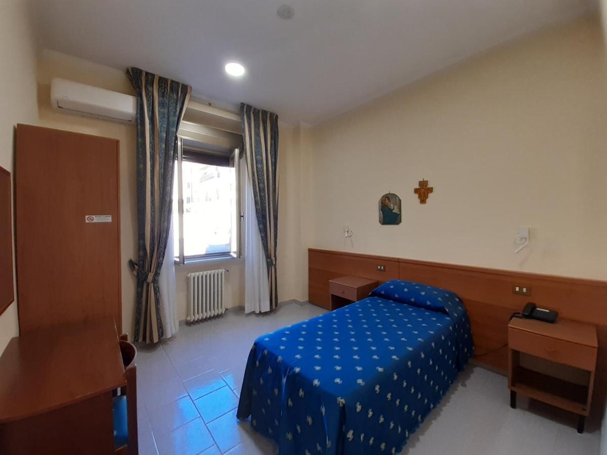 Suore Concezioniste Missionarie - Carmen Sallés Bed and breakfast *